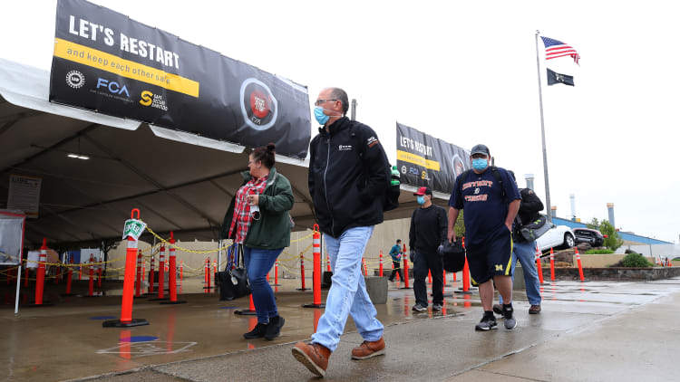 Coronavirus live updates: NYC and NJ set timelines to expand reopening; GOP aims to drop expanded unemployment benefits
