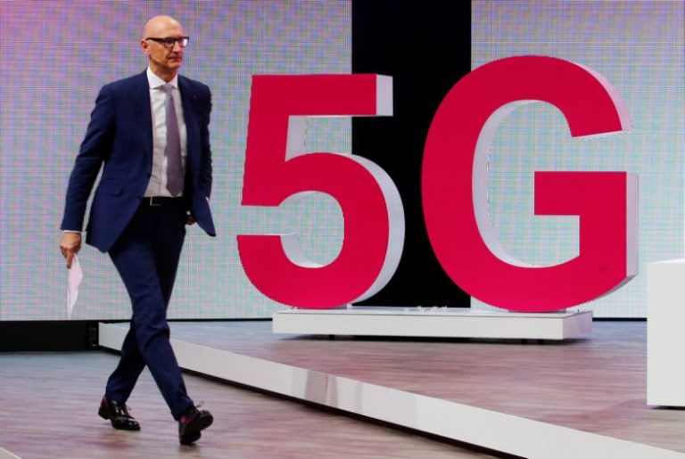 Verizon and Lenovo Debut the World’s First 5G Laptop