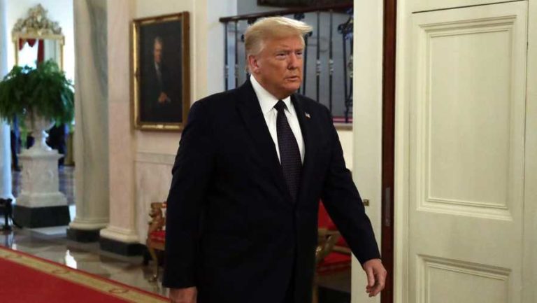 Trump administration extends visa ban to non-immigrants, citing COVID-19