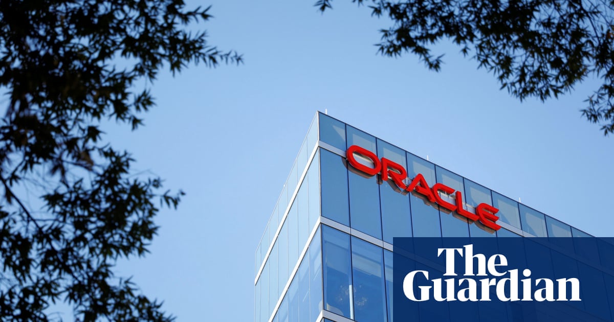 Software firm Oracle in talks to buy TikTok and challenge Microsoft bid
