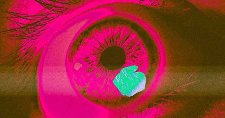 Algorithm Detects Deepfakes by Analyzing Reflections in Eyes