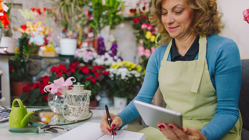 6 ways to help increase retail sales