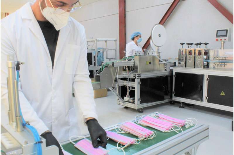 Researchers release masks that instantaneously deactivate SARS-CoV-2