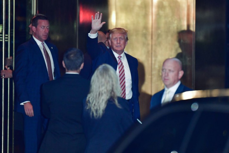 Trump’s social network has 30 days to stop breaking the rules of its software license