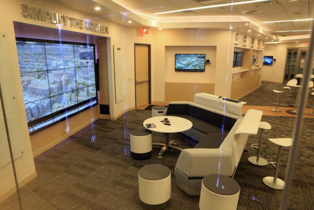 Missouri puts major computer contract out for bid