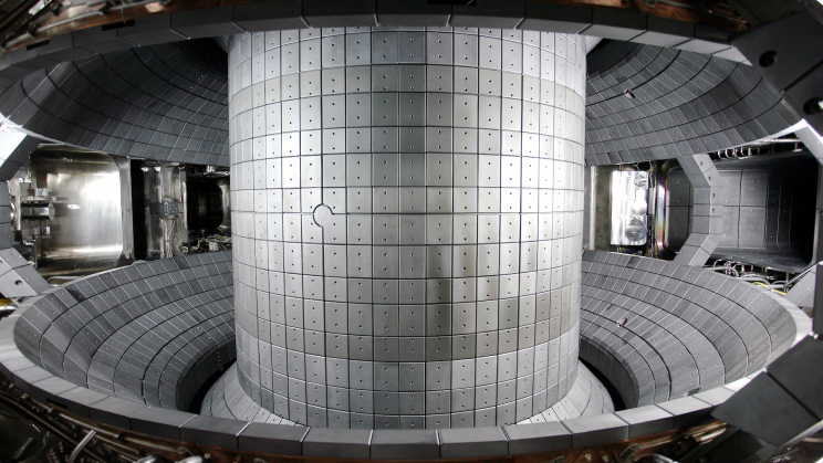A South Korean Artificial Sun Reactor Just Broke a Nuclear Fusion Record