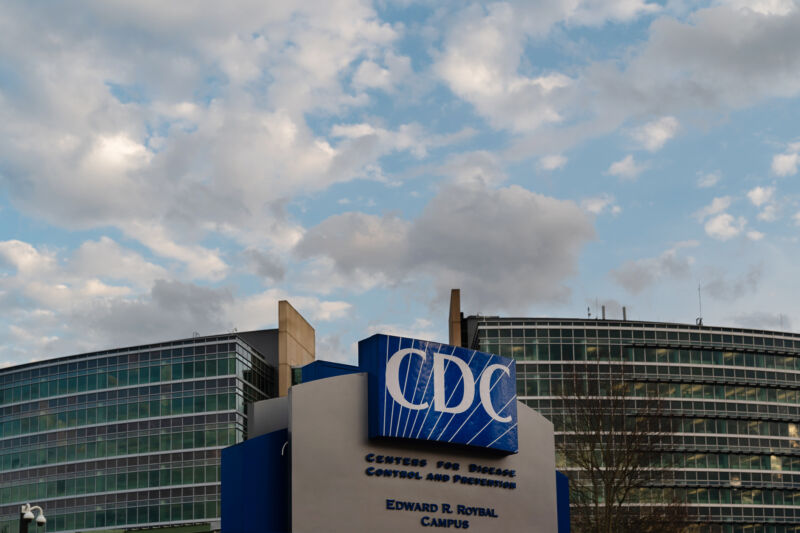 CDC head talks screwups, 4th doses, omicron’s wave in long-awaited briefing
