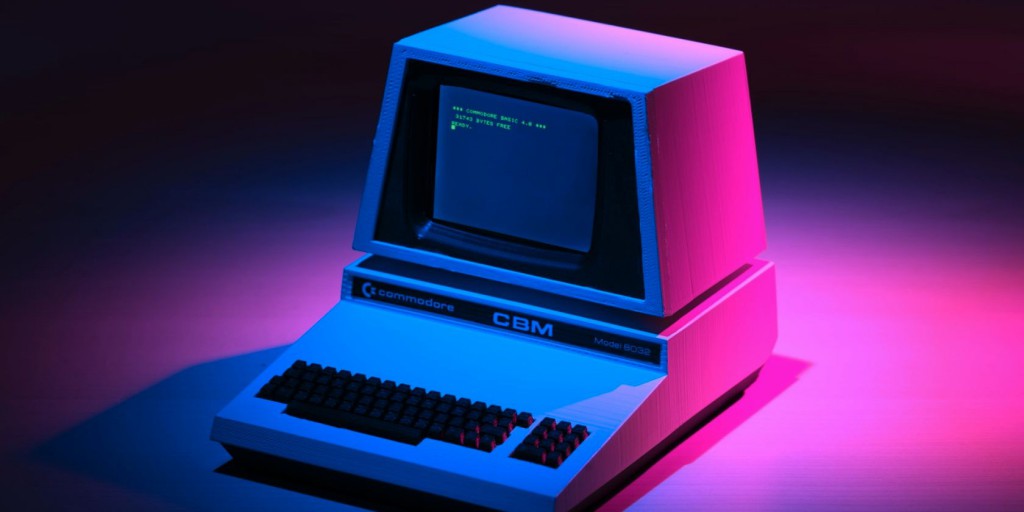 12 Popular Websites From the 90s Still Up and Running