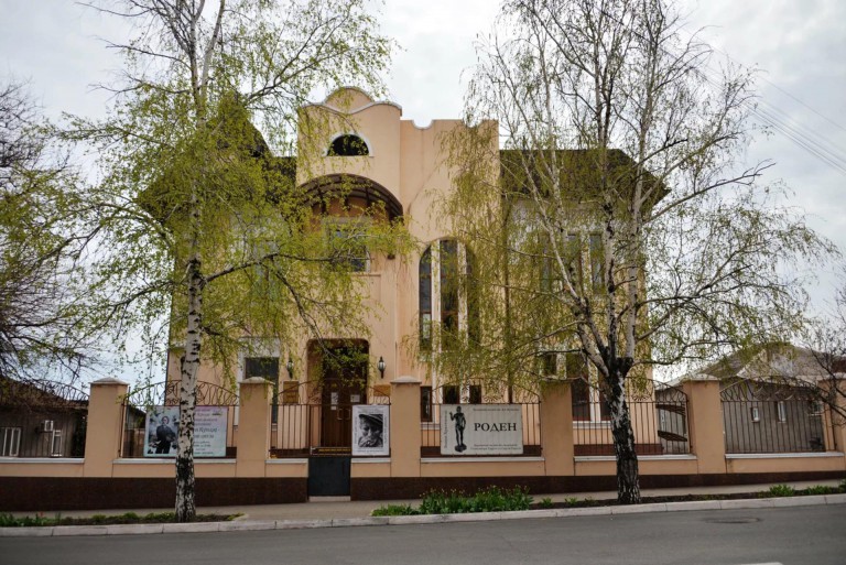 Mariupol museum dedicated to 19th-century artist Arkhip Kuindzhi destroyed by airstrike, according to local media