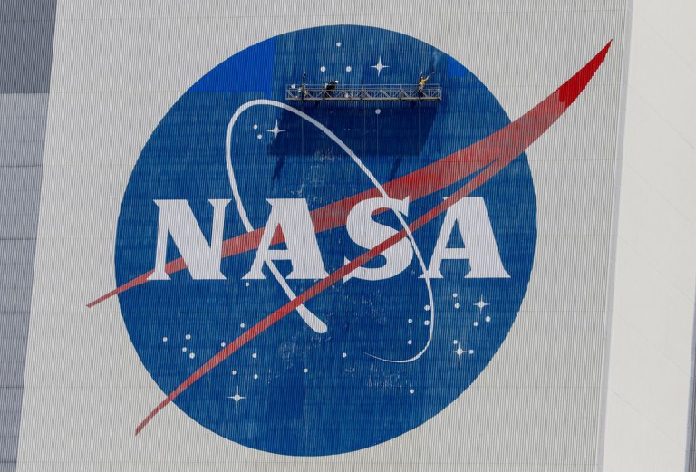 NASA to form scientific team to study UFOs