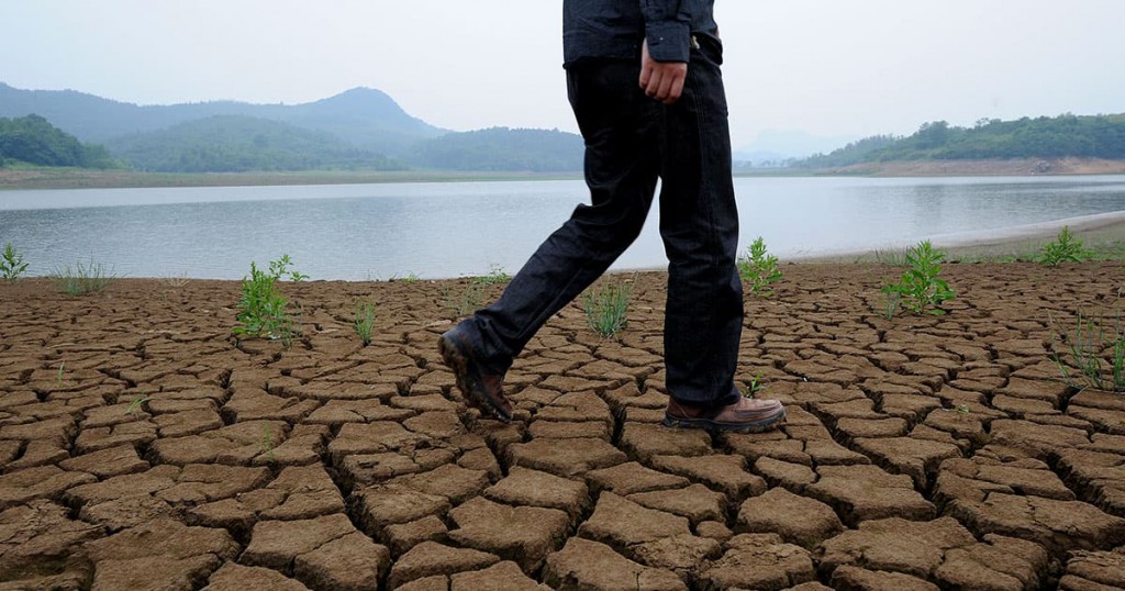 China Shooting Rods Into Sky to Bring Rain After Massive Drought
