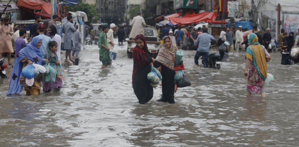 2022’s supercharged summer of climate extremes: How global warming and La Niña fueled disasters on top of disasters