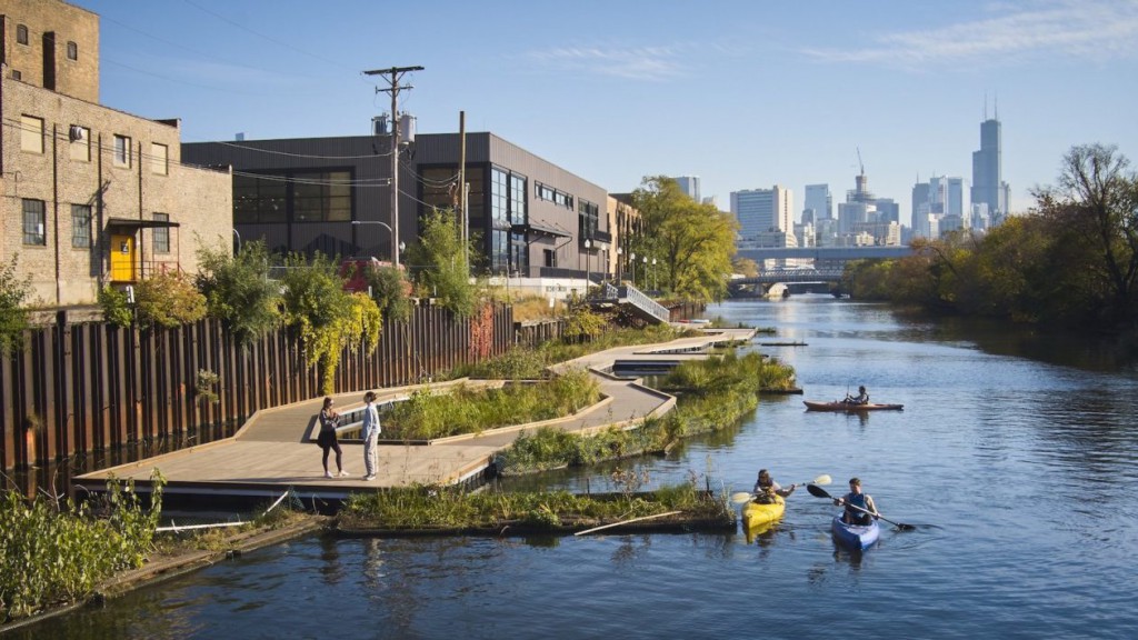 How Floating Wetlands Are Helping to Clean Up Urban Waters