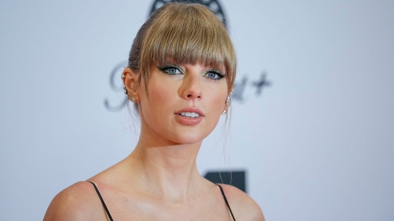'Industrial-scale ticket scalping.' Senators grill Ticketmaster over Taylor Swift concert fiasco