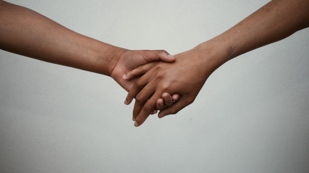 Book Review: Tracing the Relational Roots of Happiness