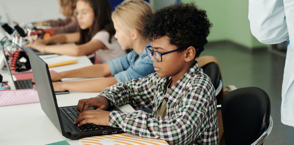 New approach to teaching computer science could broaden the subject’s appeal