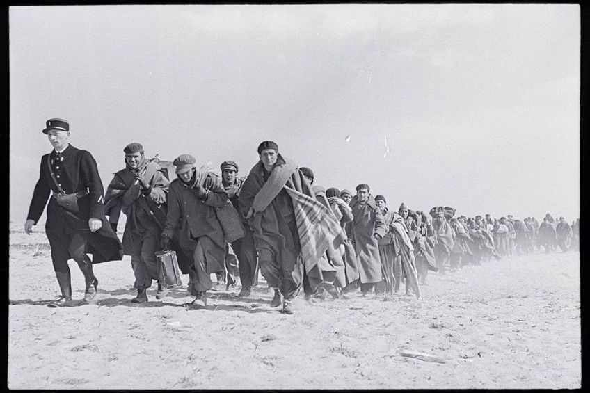 Famous Photojournalists – The Art of Capturing the News