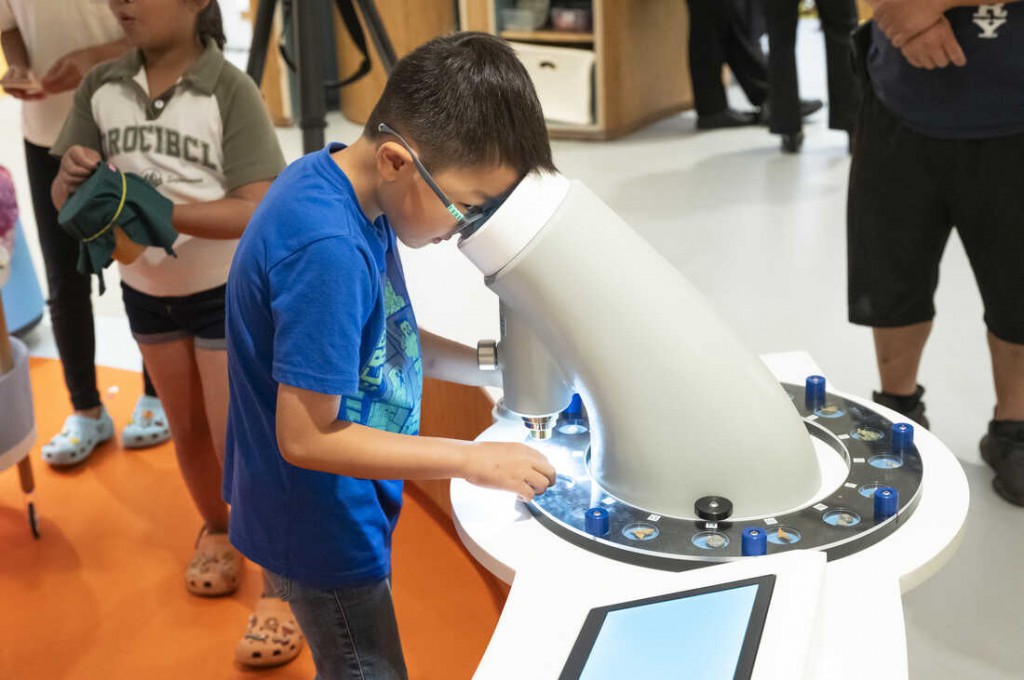 A new kids' space at an art museum is actually about science