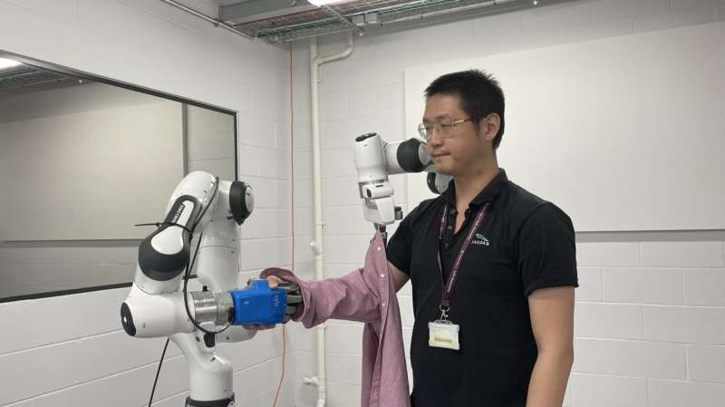 New dressing robot can 'mimic' the actions of care workers