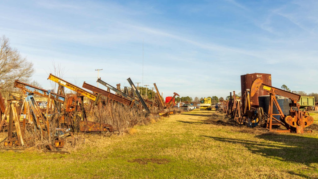A Weak Spot in Carbon Sequestration: Abandoned Oil and Gas Wells