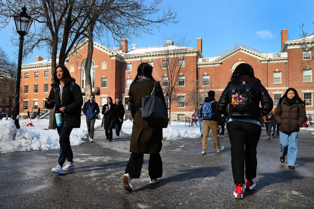 College enrollment is up. The financial aid mess could bring it crashing down.