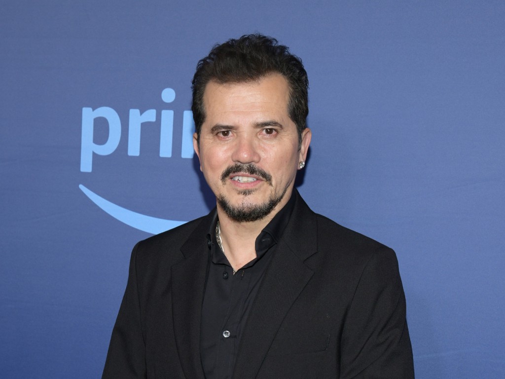 John Leguizamo Reveals Why Fans Will ‘Despise’ Him in His ‘Twisted’ New Show The Green Veil