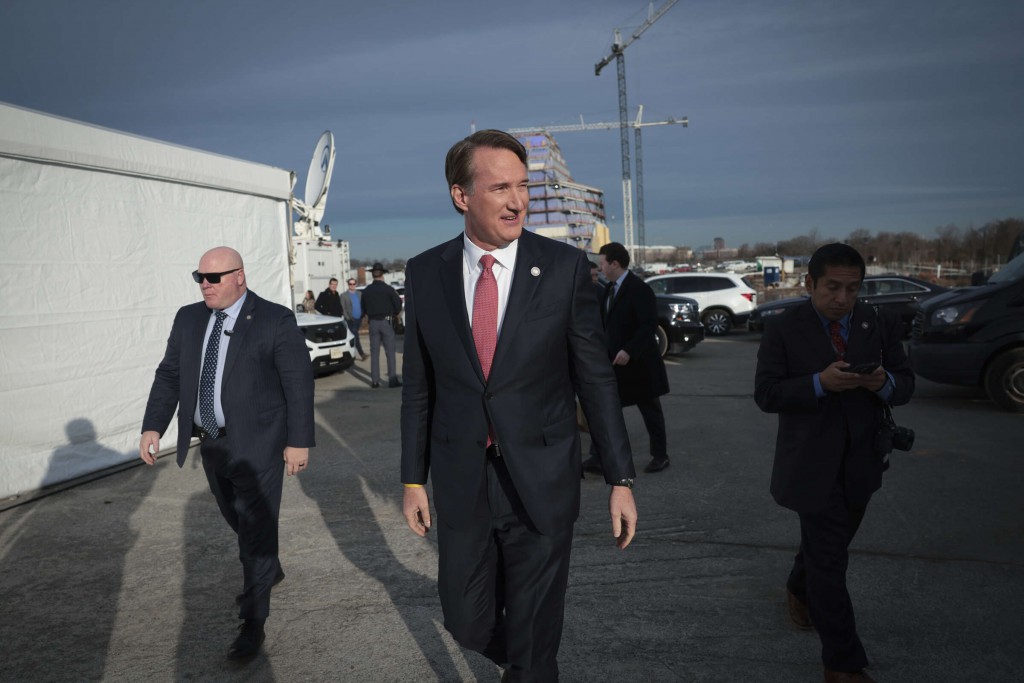 Across the US, Republicans and Democrats Clash Over Right to Contraception