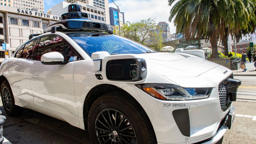 Waymo fixes honking issue waking up SF neighbors