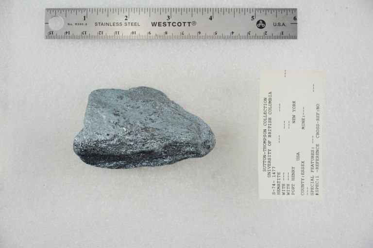 This Ancient Iron Oxide Is Secretly Powering the Next Computing Revolution