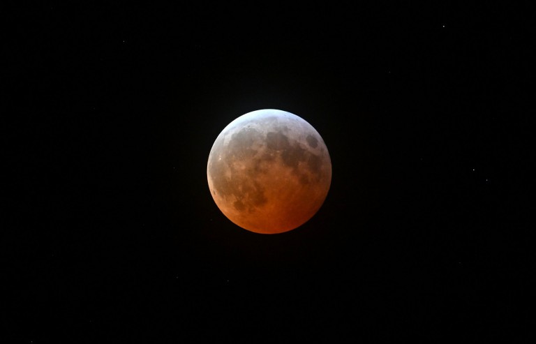 Blood moon wows skywatchers worldwide: Best photos of the September 2025 total lunar eclipse