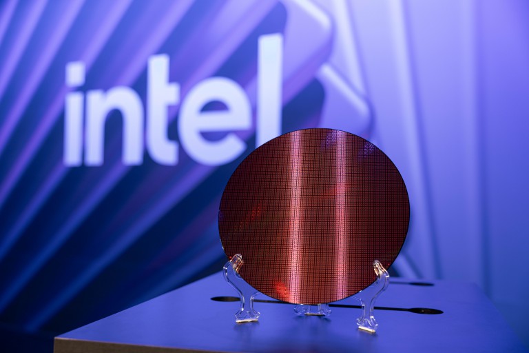 Intel Debuts 18A Chips With Panther Lake CPUs for Laptops