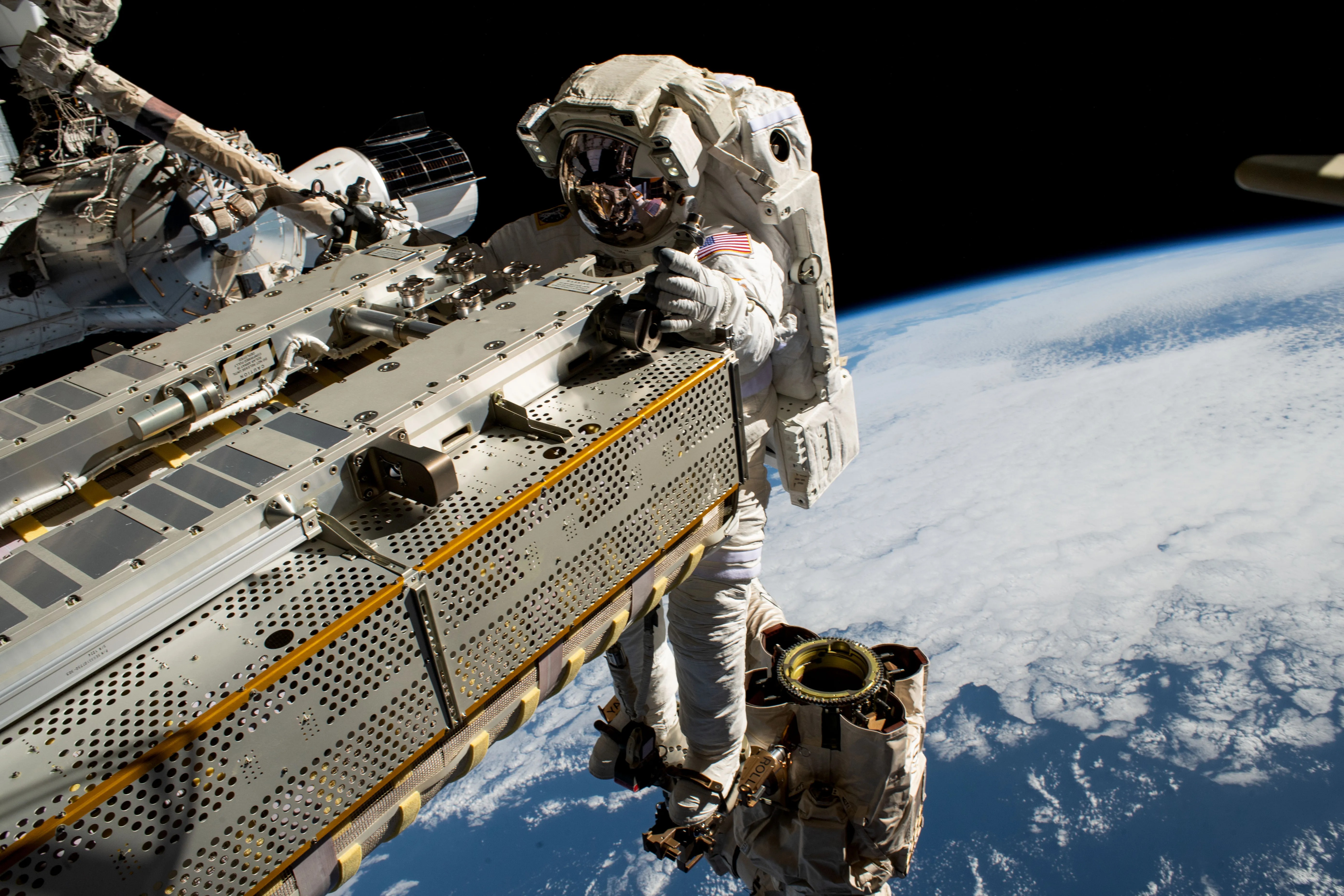 NASA Postpones ISS Spacewalk Over Astronaut’s ‘Medical Situation’