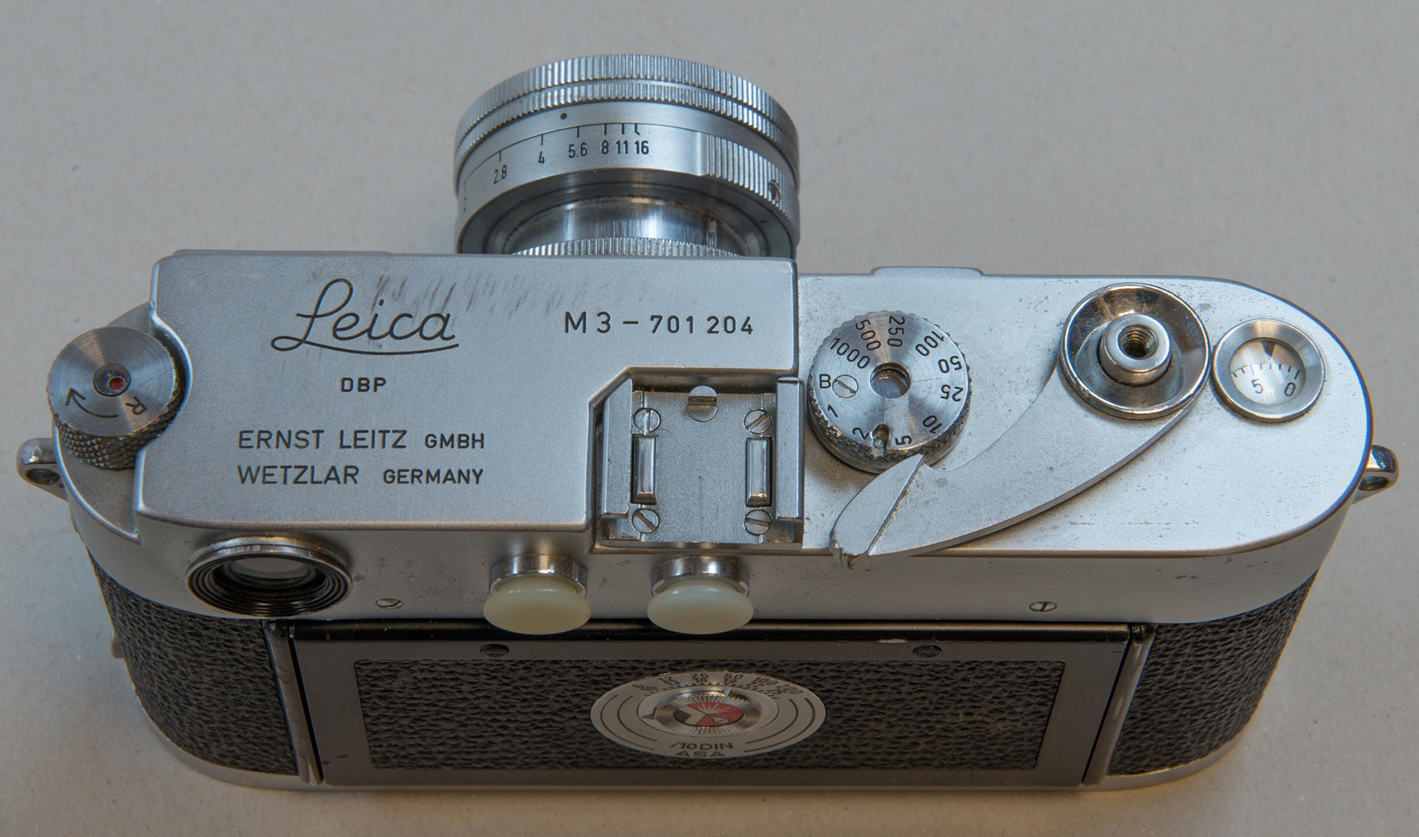 The Vintage Leica Market Is Surging as Analog Photography Finds New Devotees