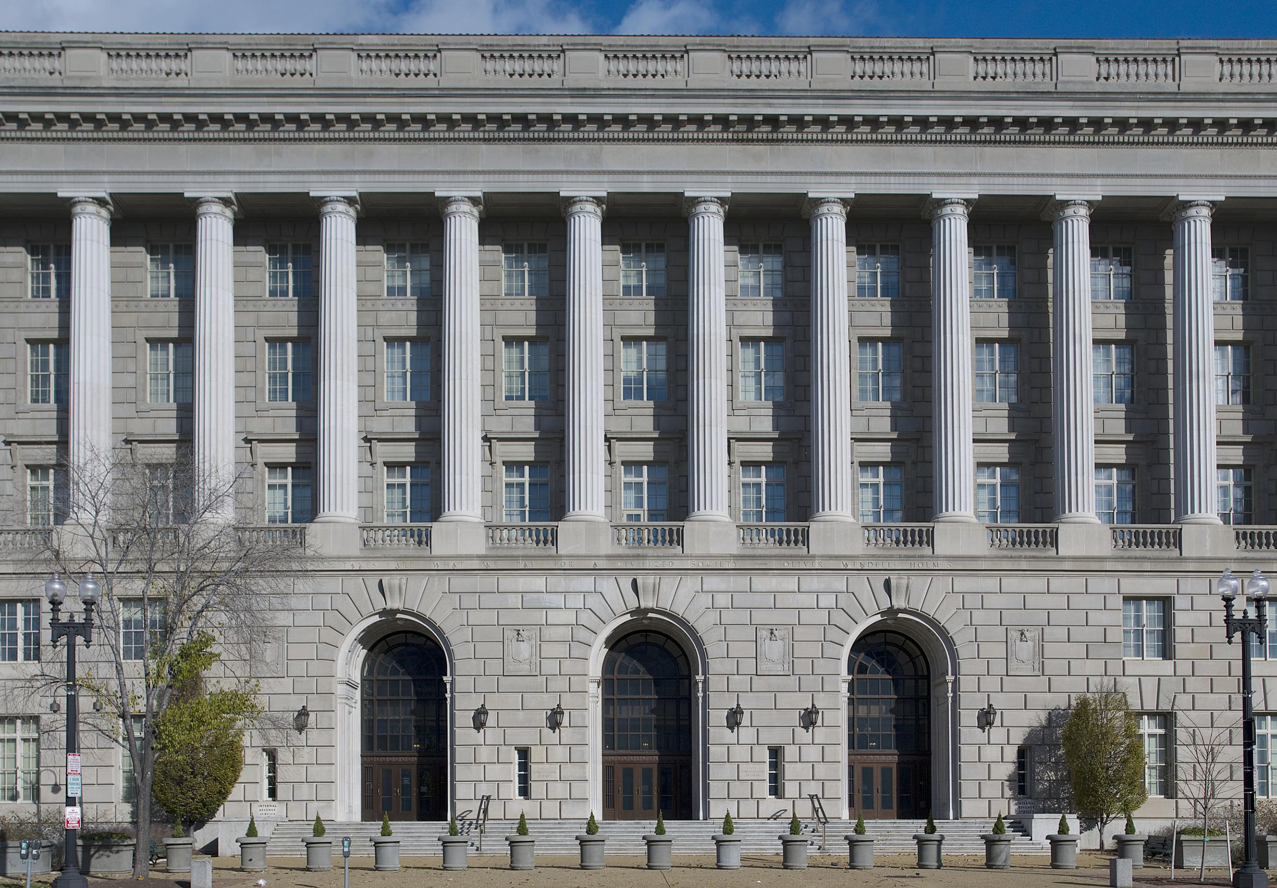 New Congressional scam alert issued for IRS fraud ahead of Tax Day