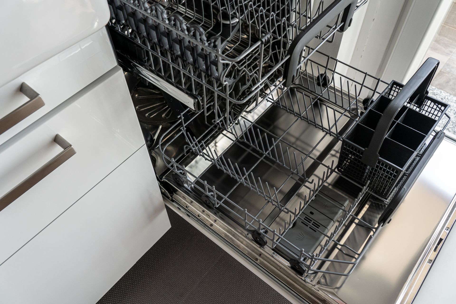 What's The Average Lifespan Of A Dishwasher?