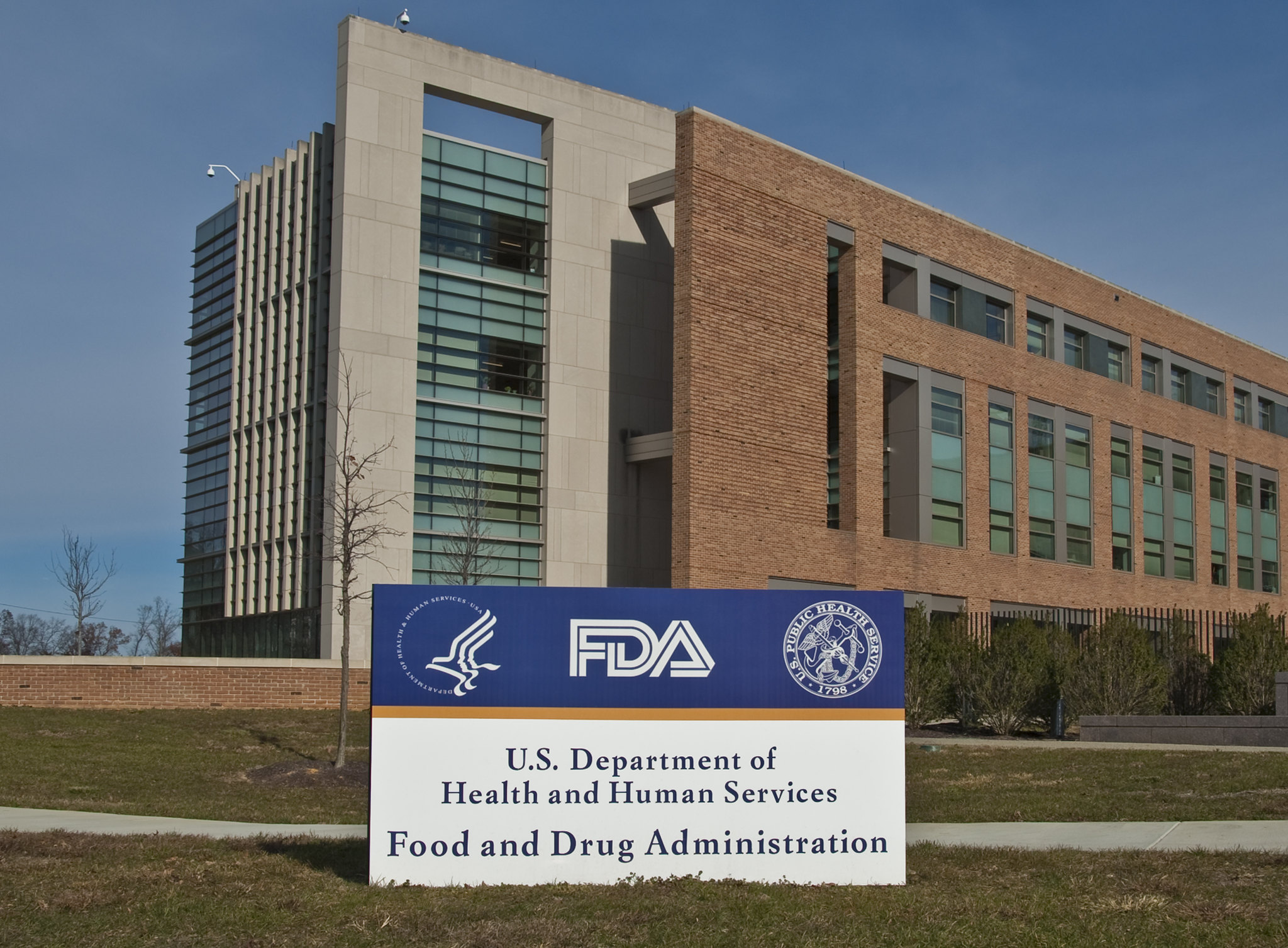 FDA panel backs six peptides for pharmacy compounding